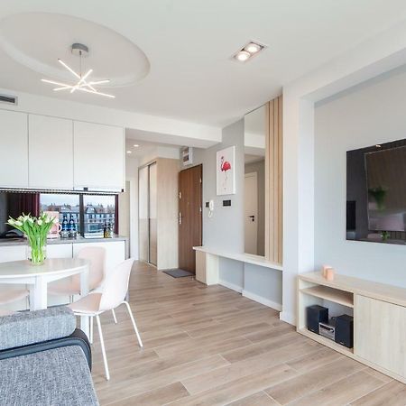 Apartment Pink Flamingo By Noclegi Renters Мендзиздрое Екстериор снимка